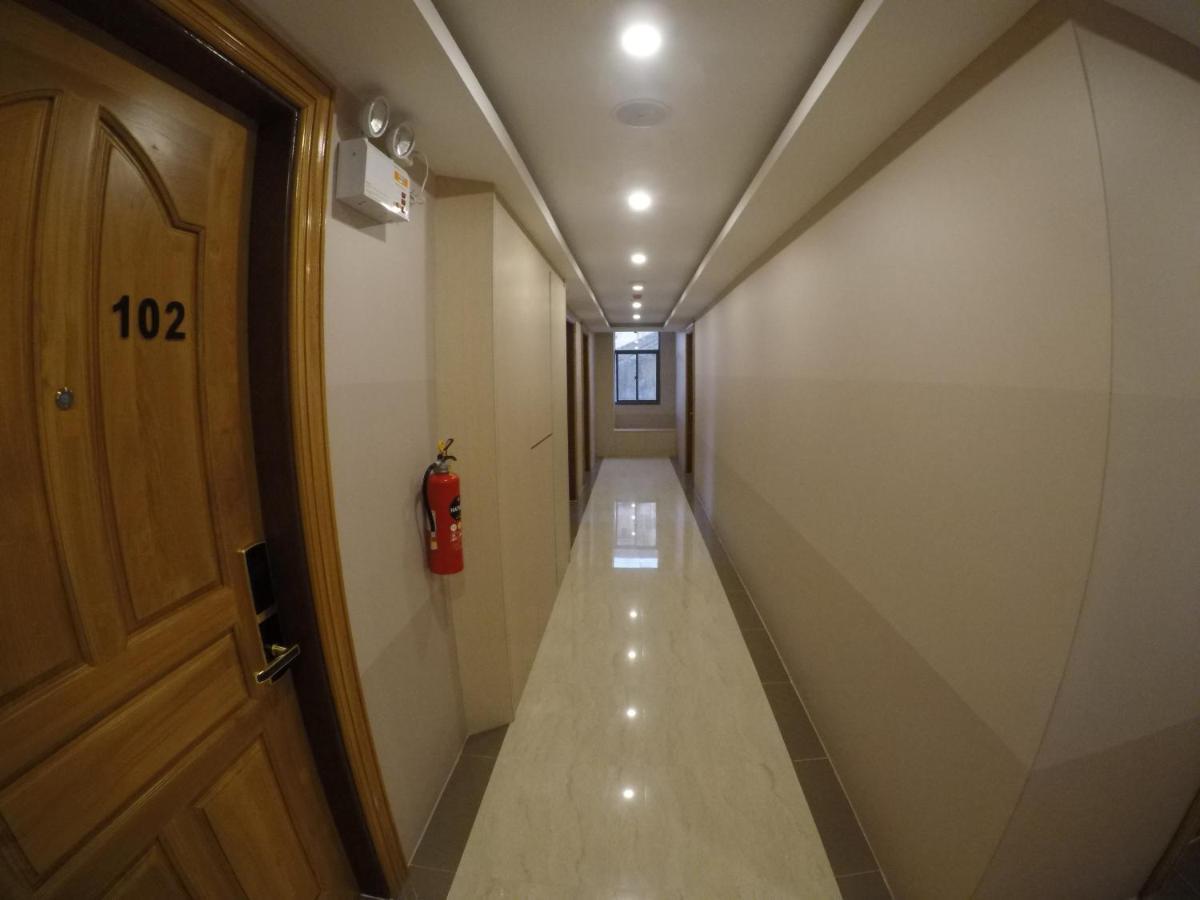 Yangon Hotel 57 Esterno foto