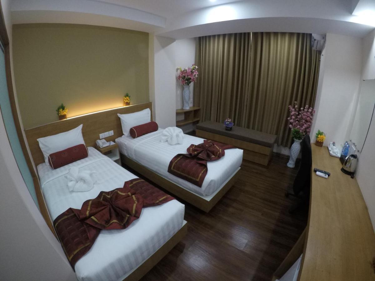 Yangon Hotel 57 Esterno foto