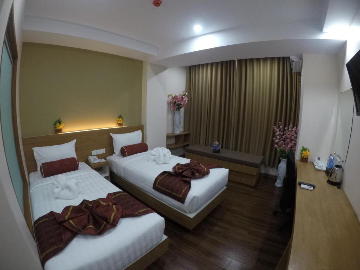 Yangon Hotel 57 Esterno foto